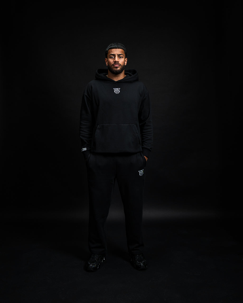 NIGHTFALL PULLOVER HOODIE