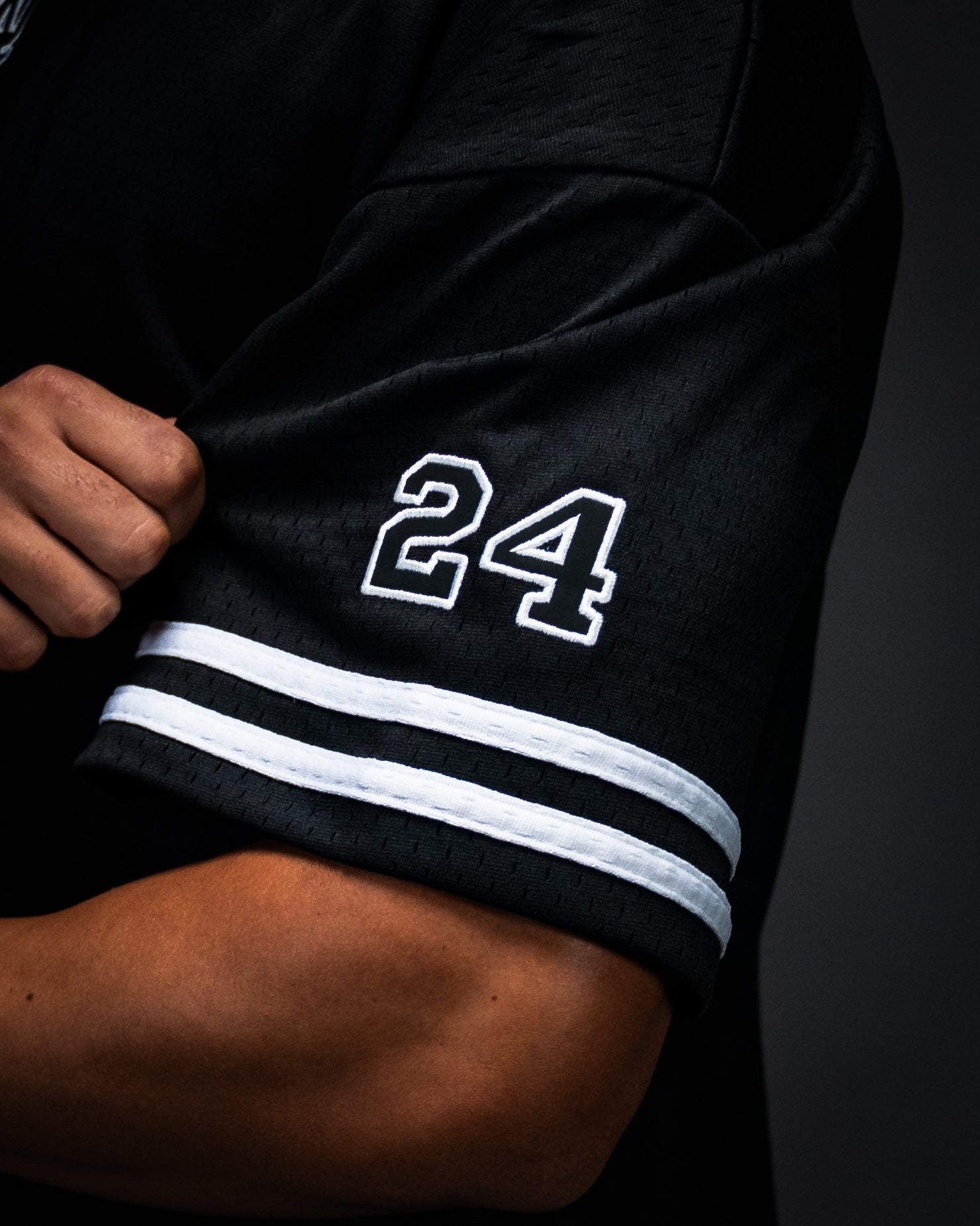 DAWN OVERSIZED MESH JERSEY