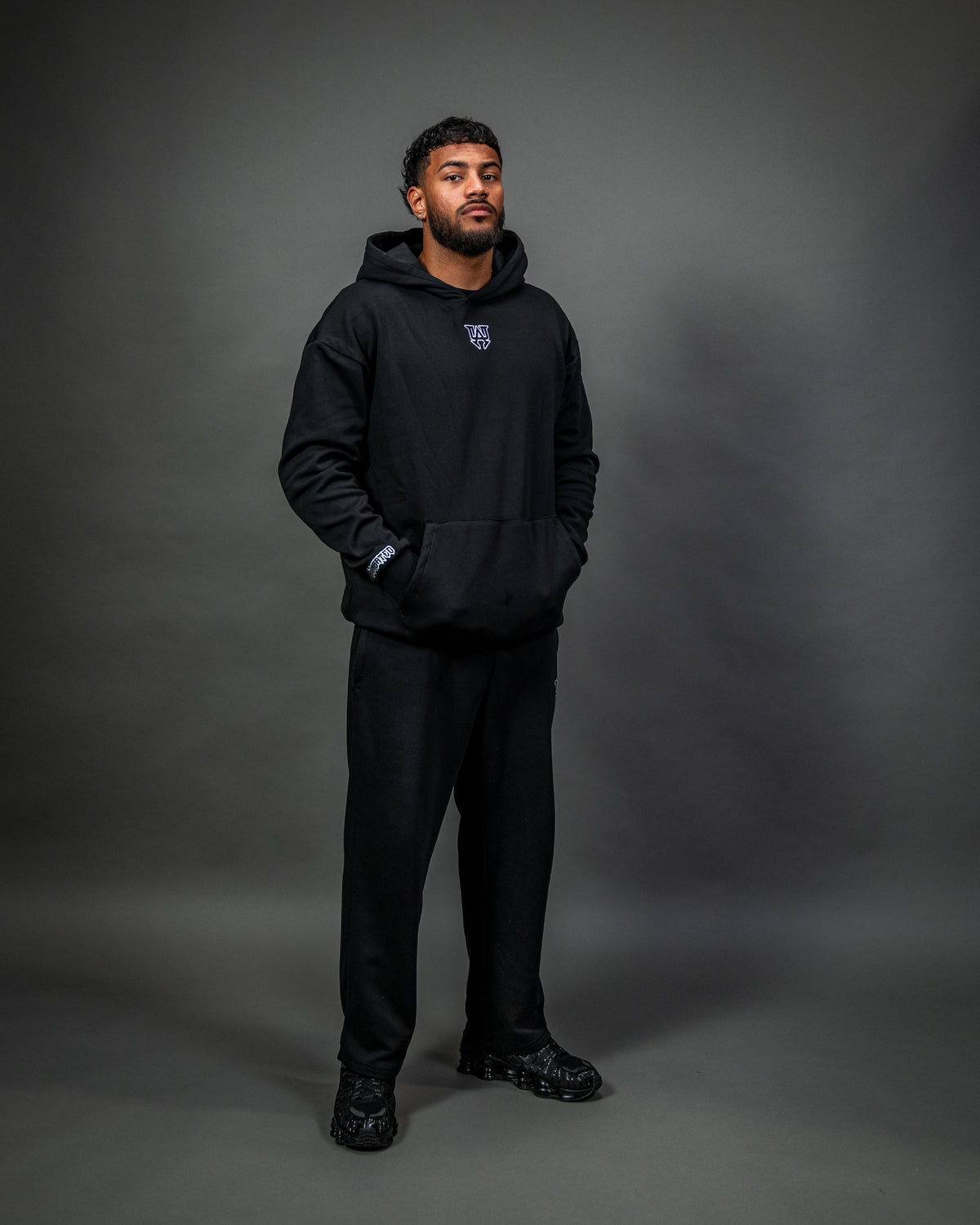 NIGHTFALL PULLOVER HOODIE