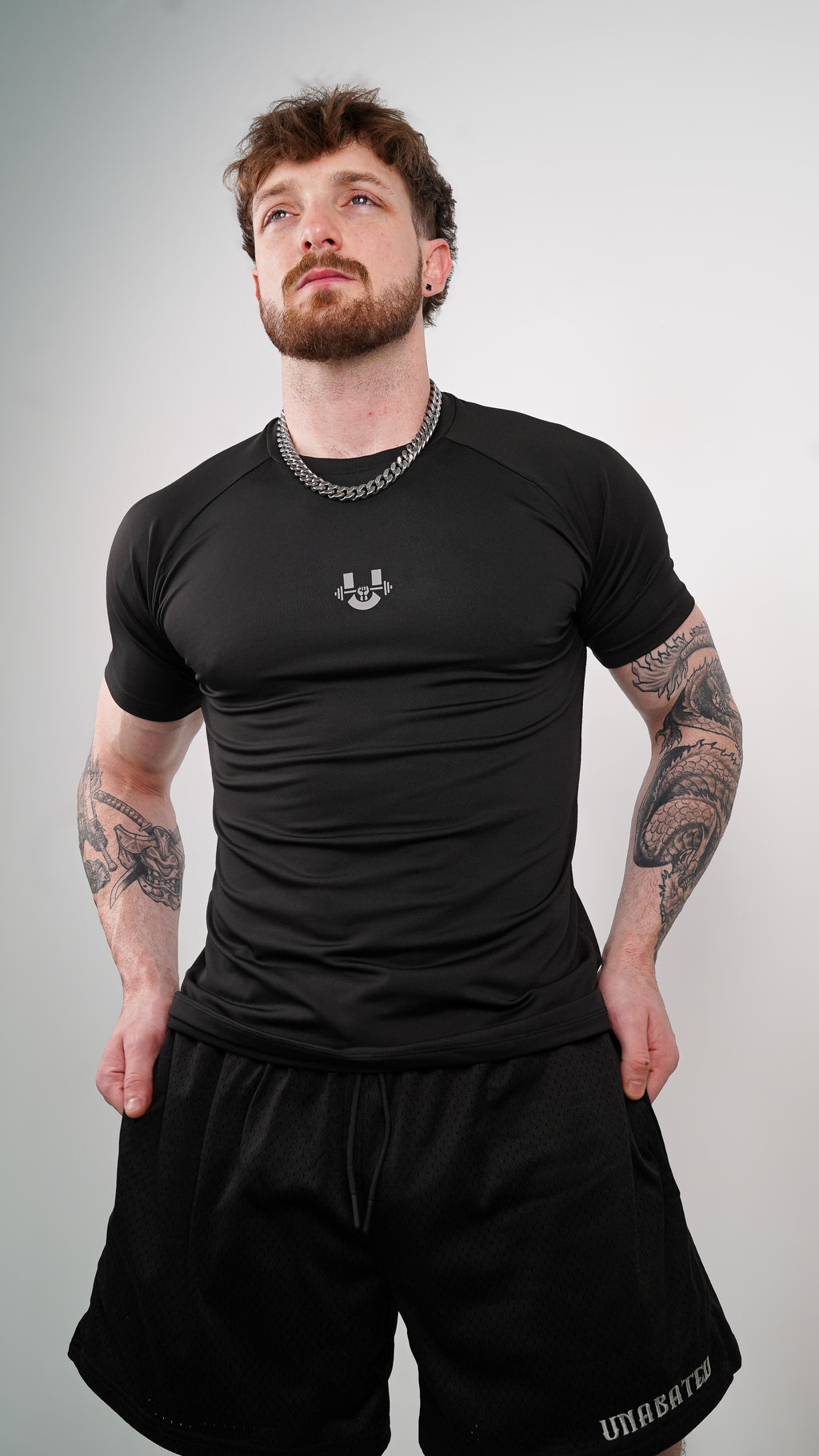 SIGNATURE MUSCLE FIT T-SHIRT